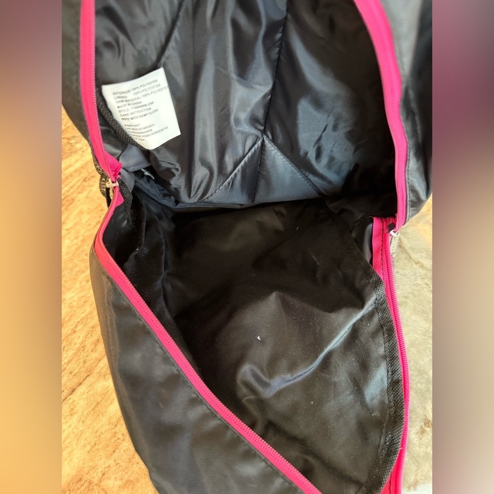 MAKE AN OFFER!
Black and Pink Backpack with Mesh Pockets - Picture 3 of 3